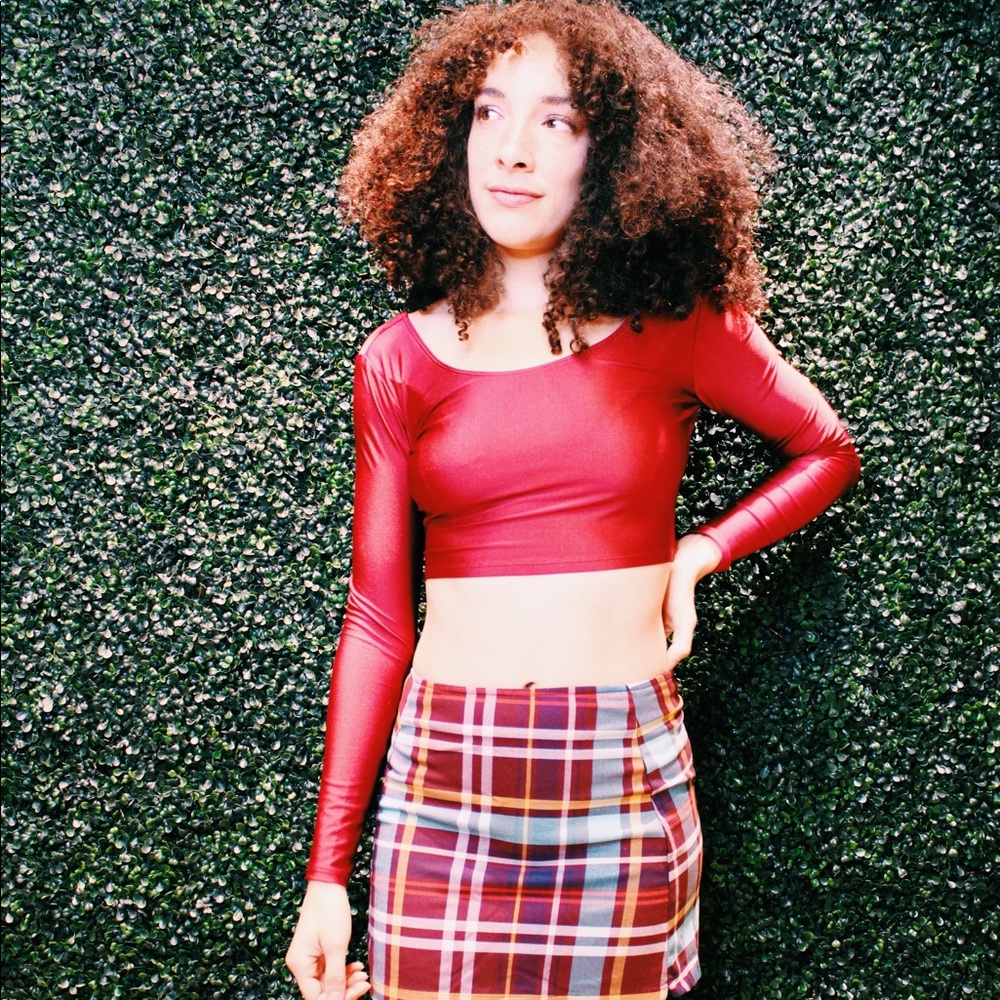 Maroon Crop Top - Picture 2 of 4